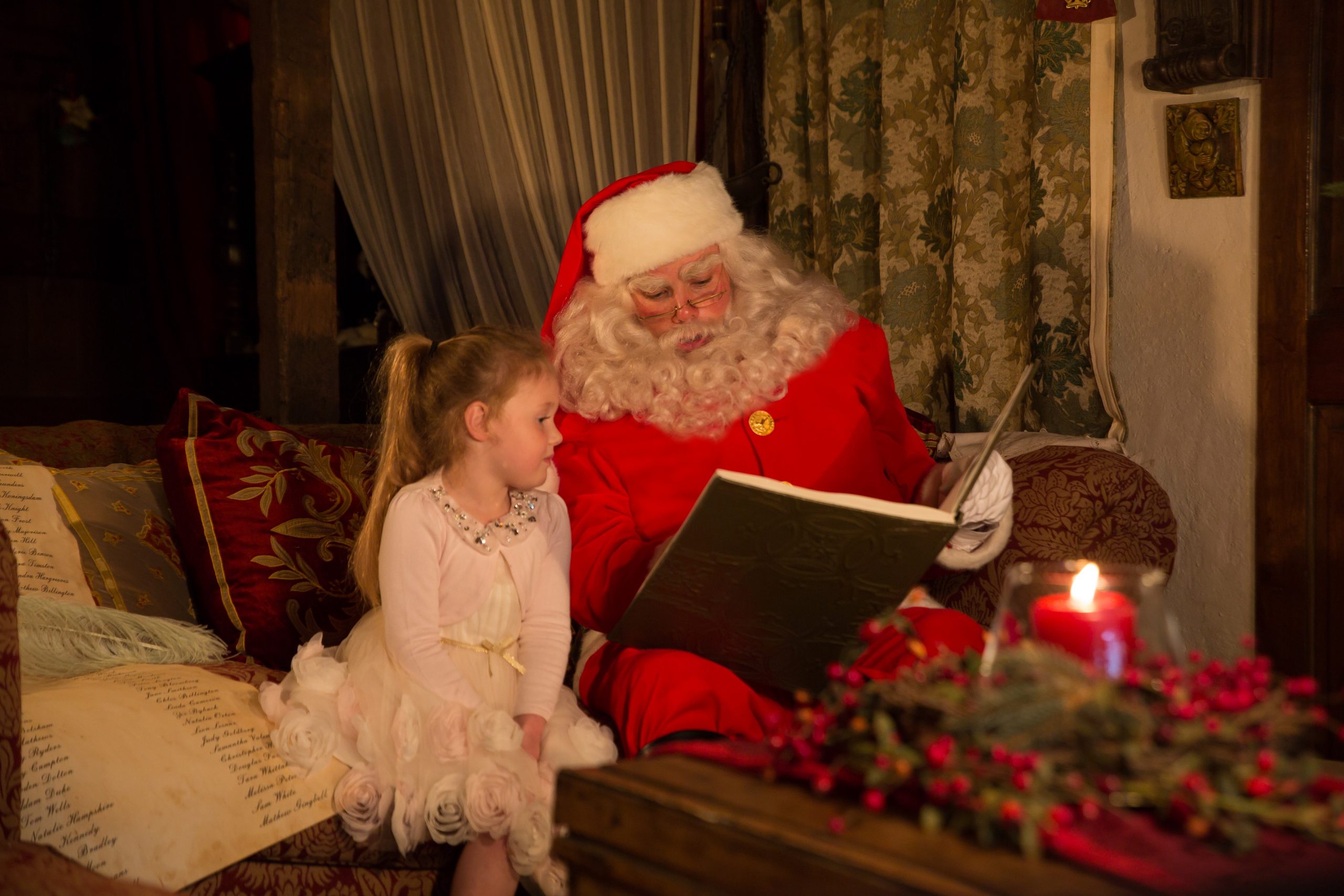 Story Telling Santa